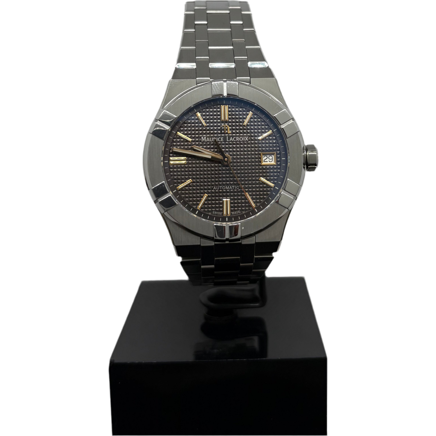 Maurice lacroix AICON  AI6008-SS002
